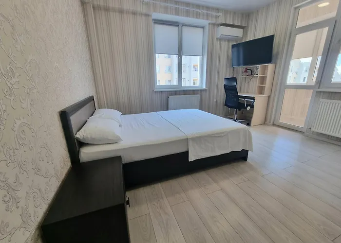 Testemiteanu 2 Bedroom Apartment Air-Conditioned