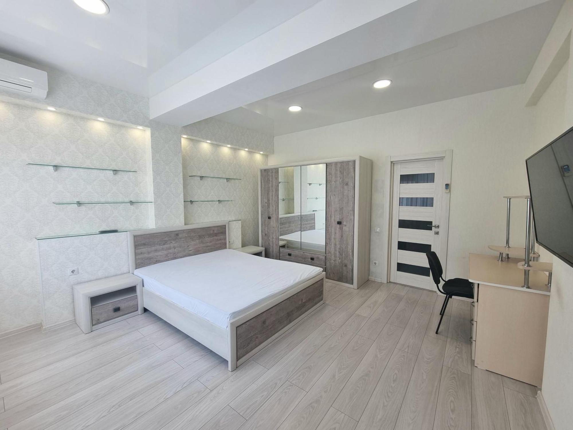Testemiteanu 2 Bedroom Air-conditioned Apartment